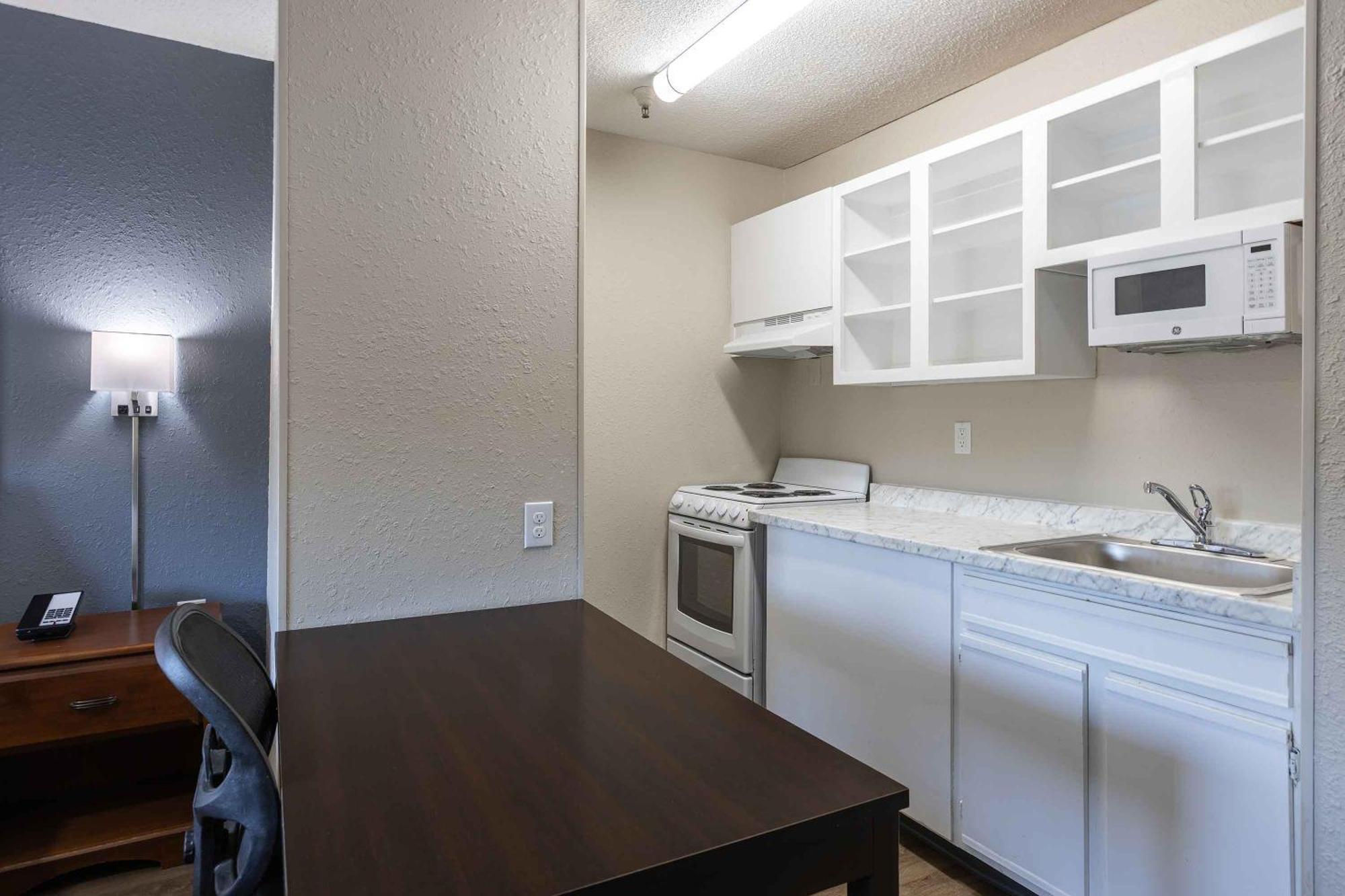 Extended Stay America Suites - Columbia - Greystone Екстериор снимка