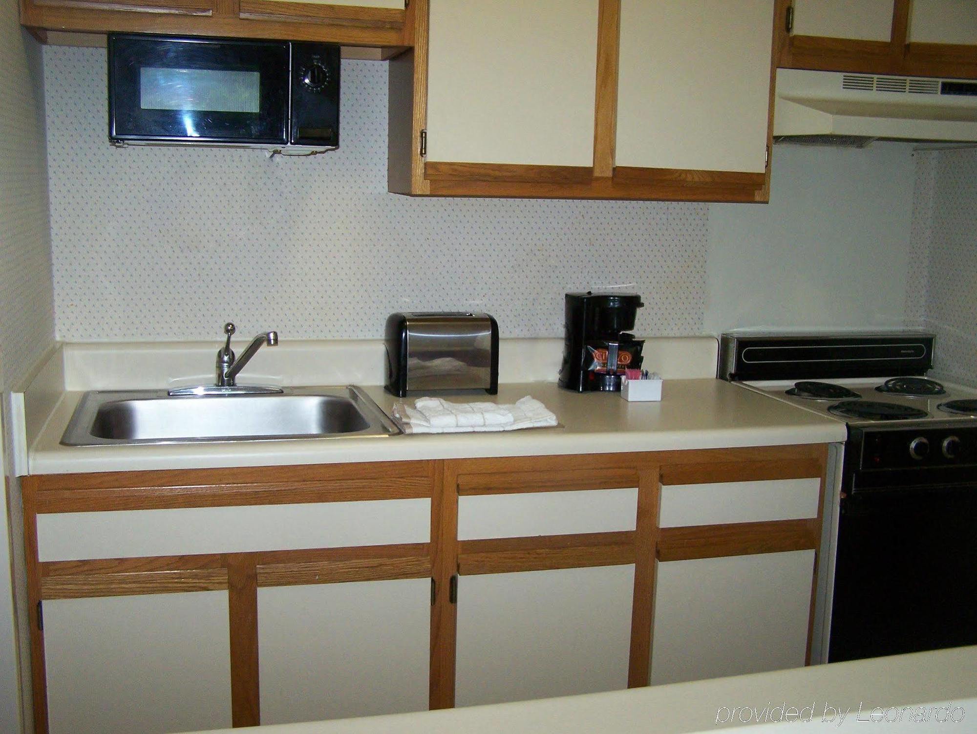 Extended Stay America Suites - Columbia - Greystone Екстериор снимка